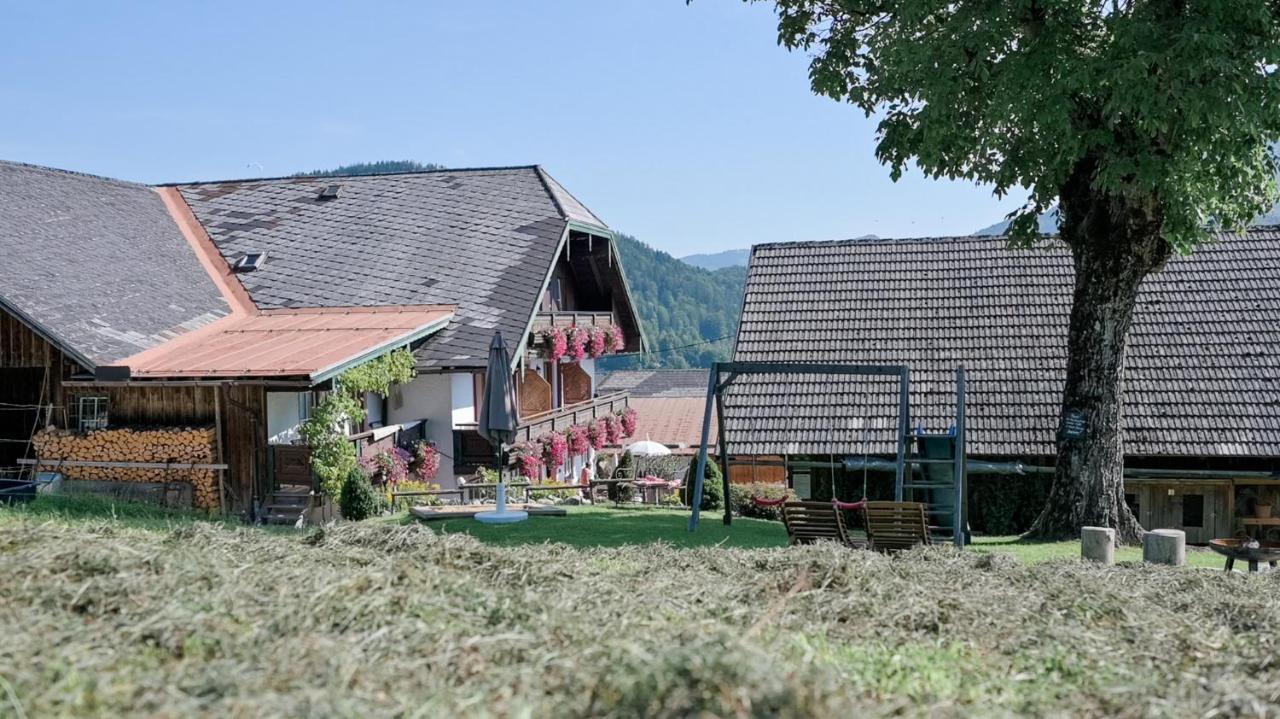 Archehof Eislbauer - Bauernhof Fuer Die Seele! Villa Sankt Gilgen Exterior photo